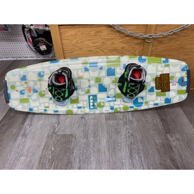 WAKEBOARD FURY 120 & BINDING RANT 12T-5Y LIQUID FORCE